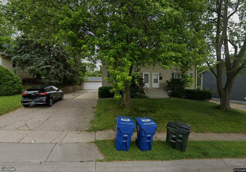 4722 Sheridan St, Davenport, IA 52806 - photo 1