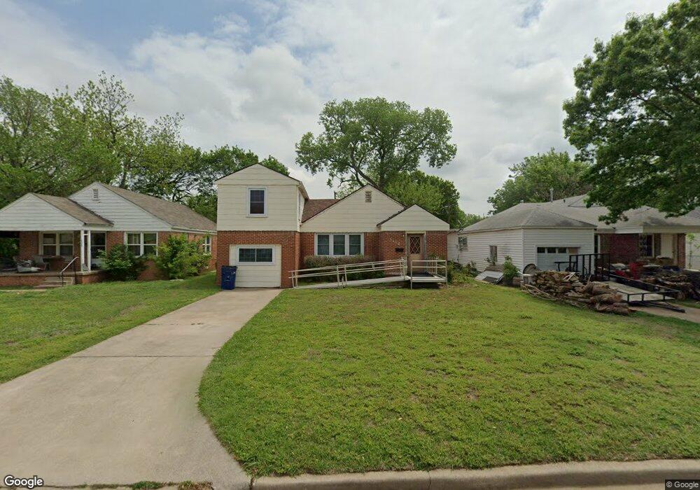 1112 N Grand Blvd, Duncan, OK 73533 - photo 1