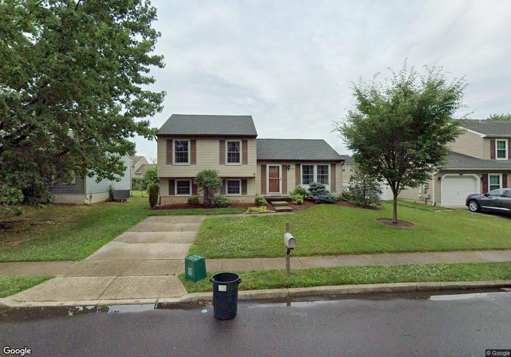 106 Independence Dr, Morrisville, PA 19067 - photo 1