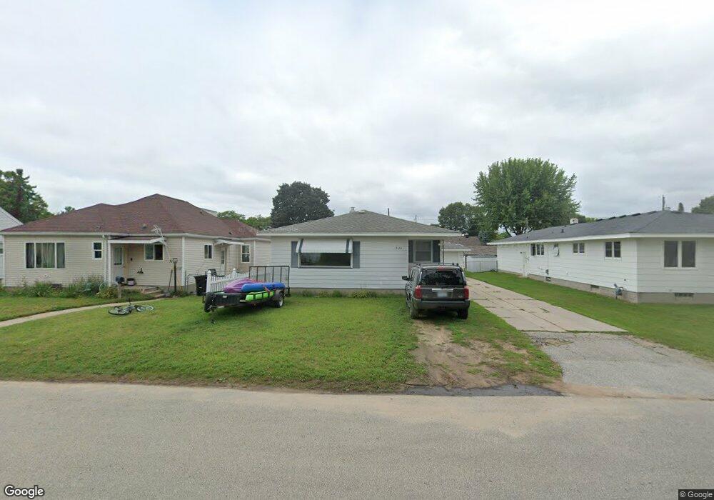 2104 15th Ave, Menominee, MI 49858 - photo 1