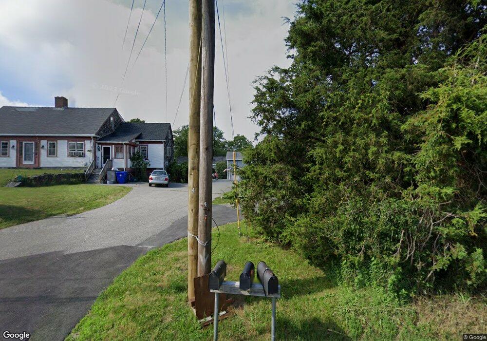 10 Schoolhouse Rd, Warren, RI 02885 - photo 1