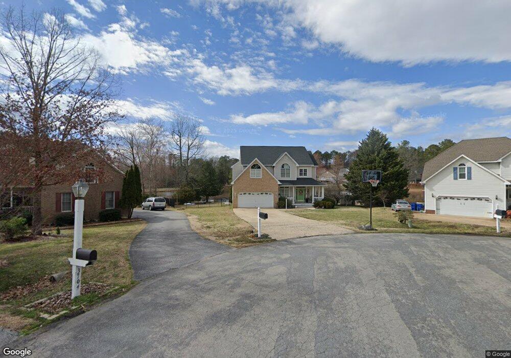 3702 Stamford Cir, Midlothian, VA 23112 - photo 1