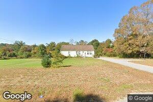 521 Phoenixville Rd, Chaplin, CT 06235