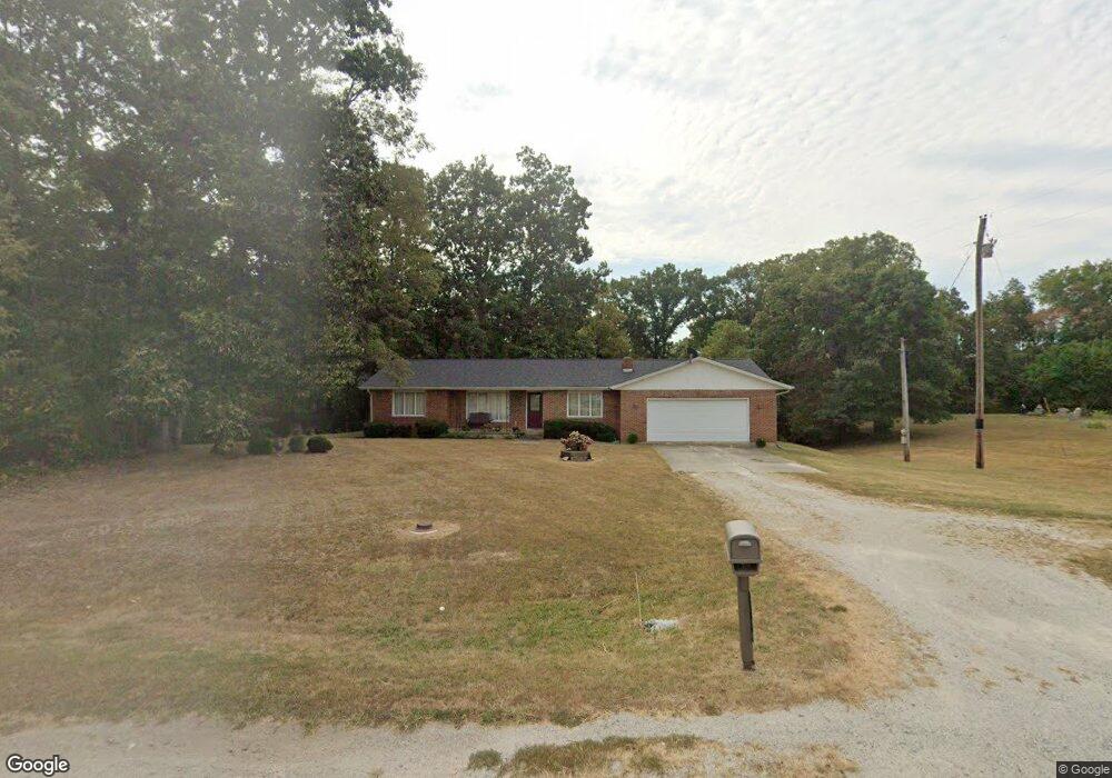 8596 E Us Highway 40, Effingham, IL 62401 - photo 1