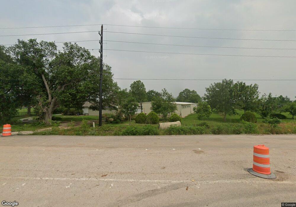 10807 Highway 36, Needville, TX 77461 - photo 1