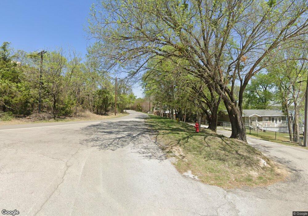 722 W Lake Dr, Weatherford, TX 76087 - photo 1