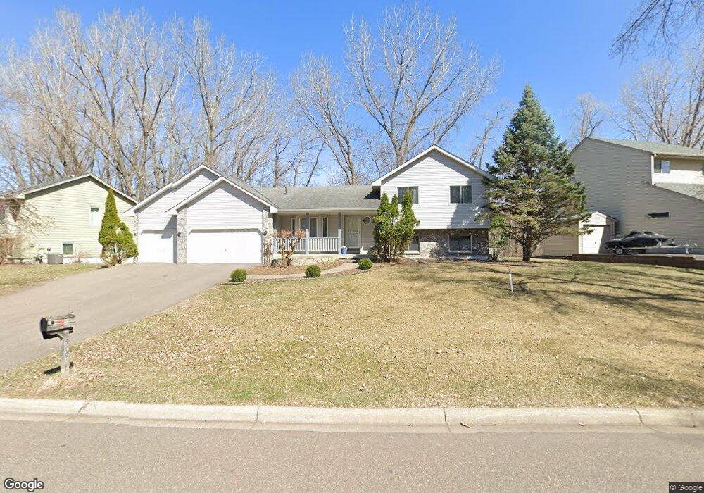 4569 Saddlewood Dr, Minnetonka, MN 55345 - photo 1