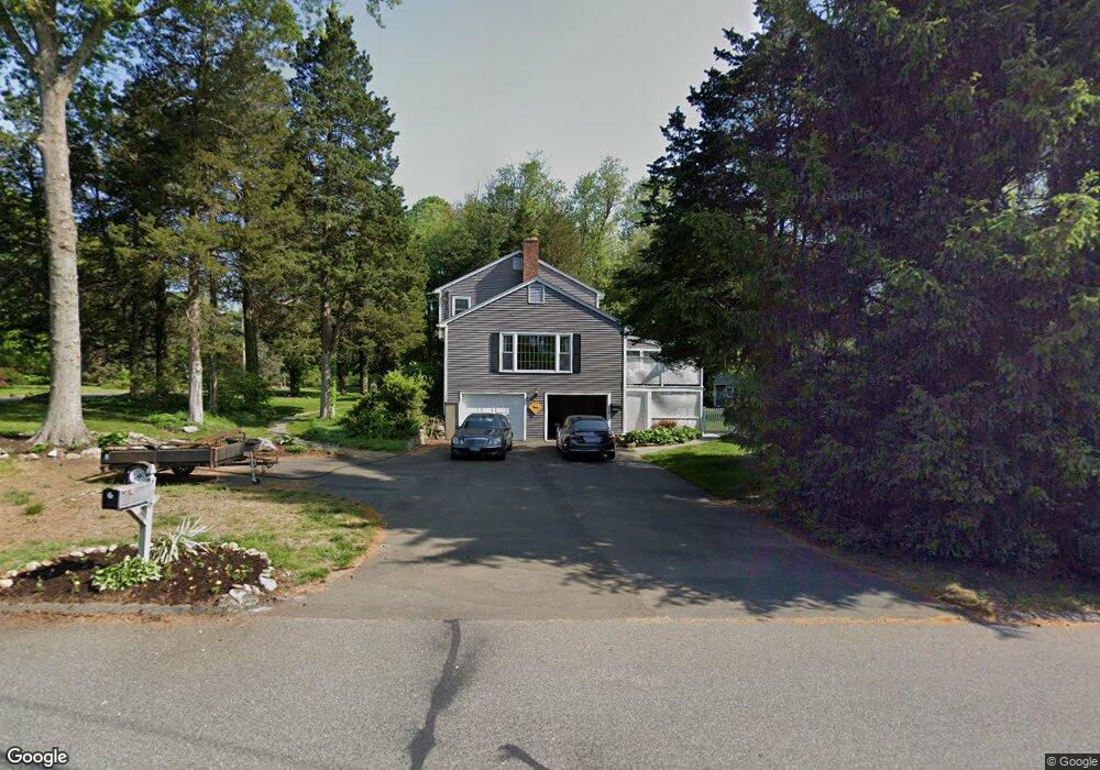 136 N Stowe Place, Trumbull, CT 06611 - photo 1