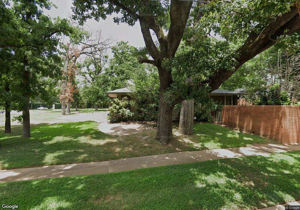 1920 S College Ave, Tyler, TX 75701 - photo 1