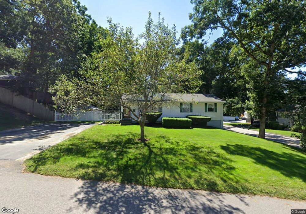 5 Lisa Ann Dr, Bellingham, MA 02019 - photo 1