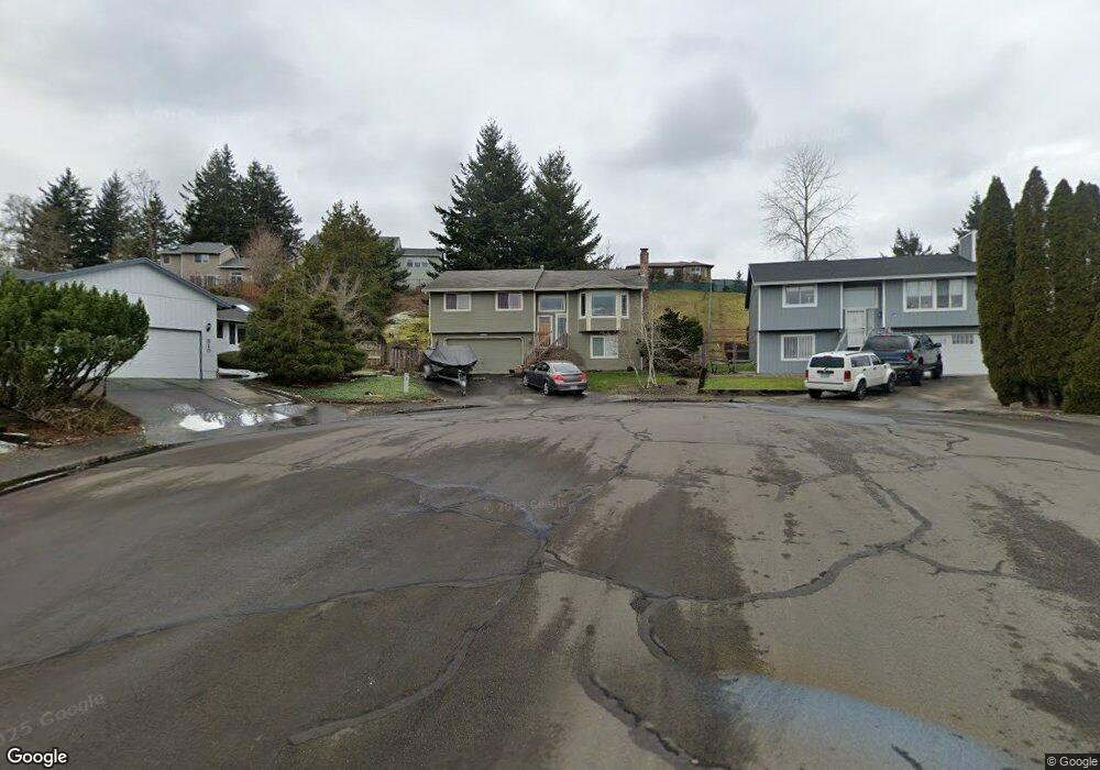 320 SW 26th Cir, Troutdale, OR 97060 - photo 1