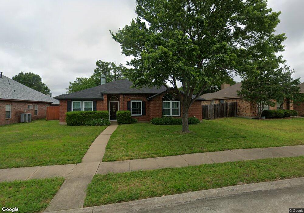 113 N Carriage House Way, Wylie, TX 75098 - photo 1