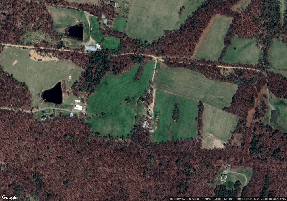 1110 N Timber Ridge Rd, Cross Junction, VA 22625 - photo 1