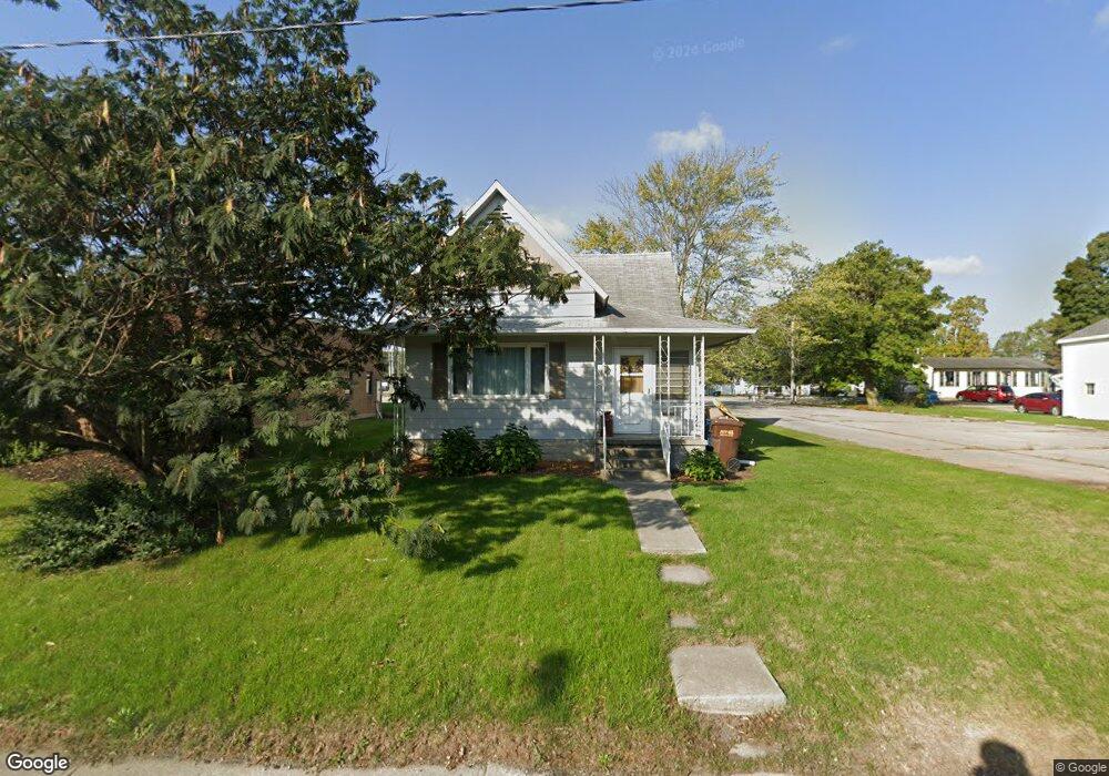 1020 S Main St, Bluffton, IN 46714 - photo 1