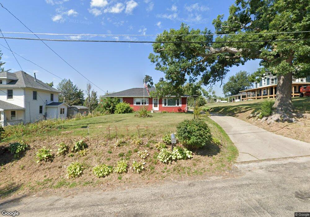 1644 13th St NW, Cedar Rapids, IA 52405 - photo 1