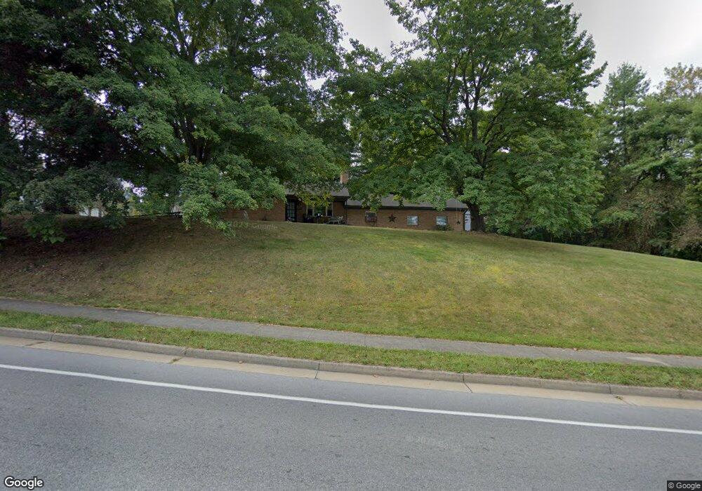 1250 Lyndhurst Rd, Waynesboro, VA 22980 - photo 1