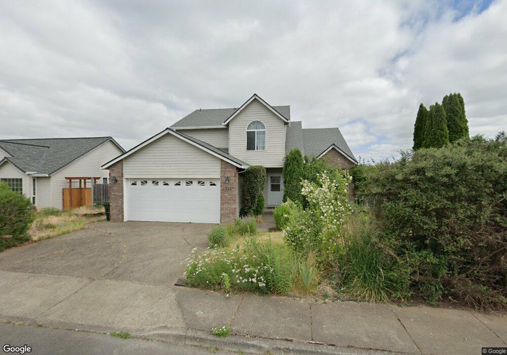 520 SE 8th Ave, Canby, OR 97013 - photo 1