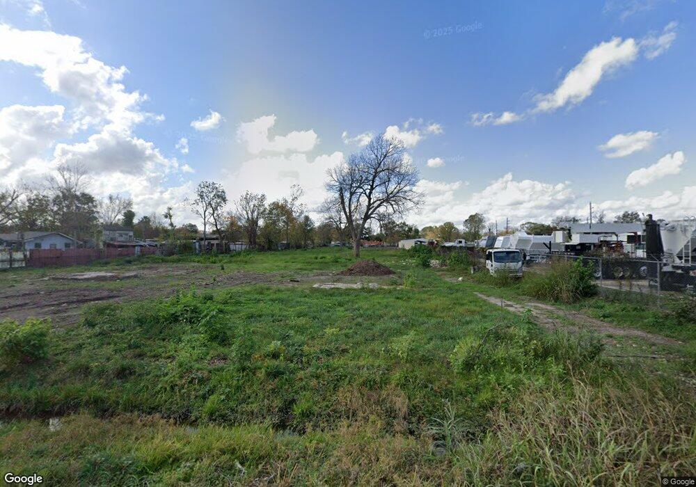 13605 Ralph Culver Rd, Houston, TX 77086 - photo 1