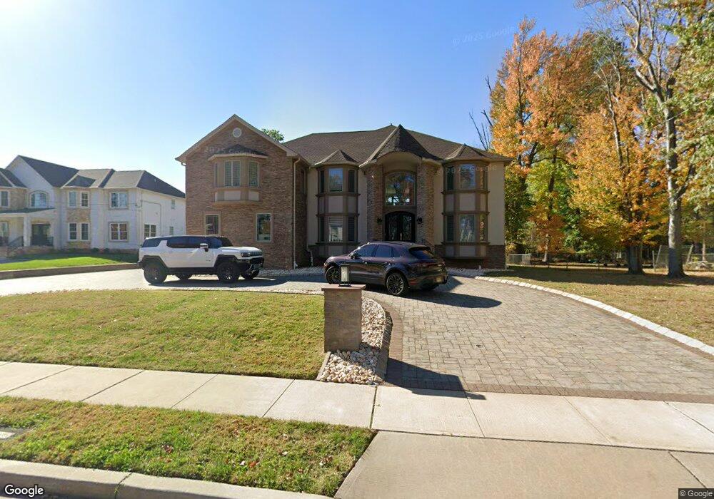 23 Hilltop Rd, Edison, NJ 08820 - photo 1