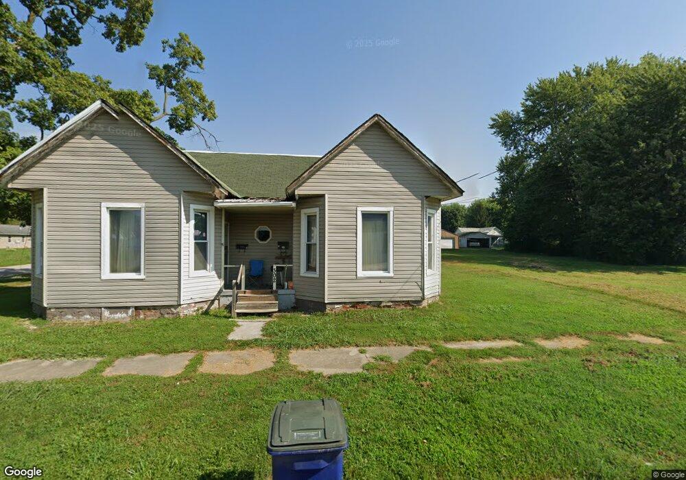 302 E Oak St, Princeton, IN 47670 - photo 1