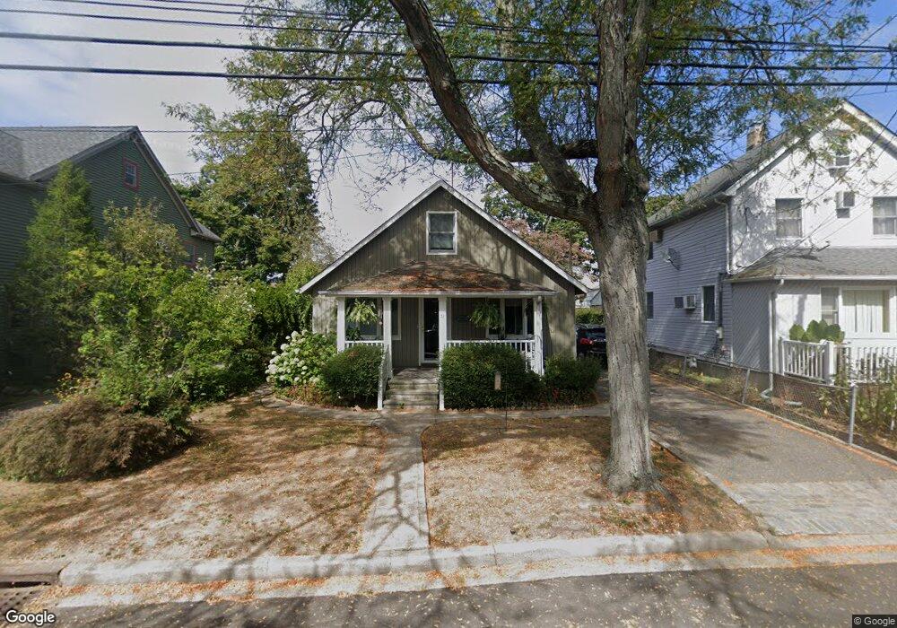 38 Devine Ave, Syosset, NY 11791 - photo 1