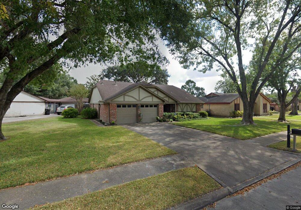 6315 Elkwood Forest Dr, Houston, TX 77088 - photo 1