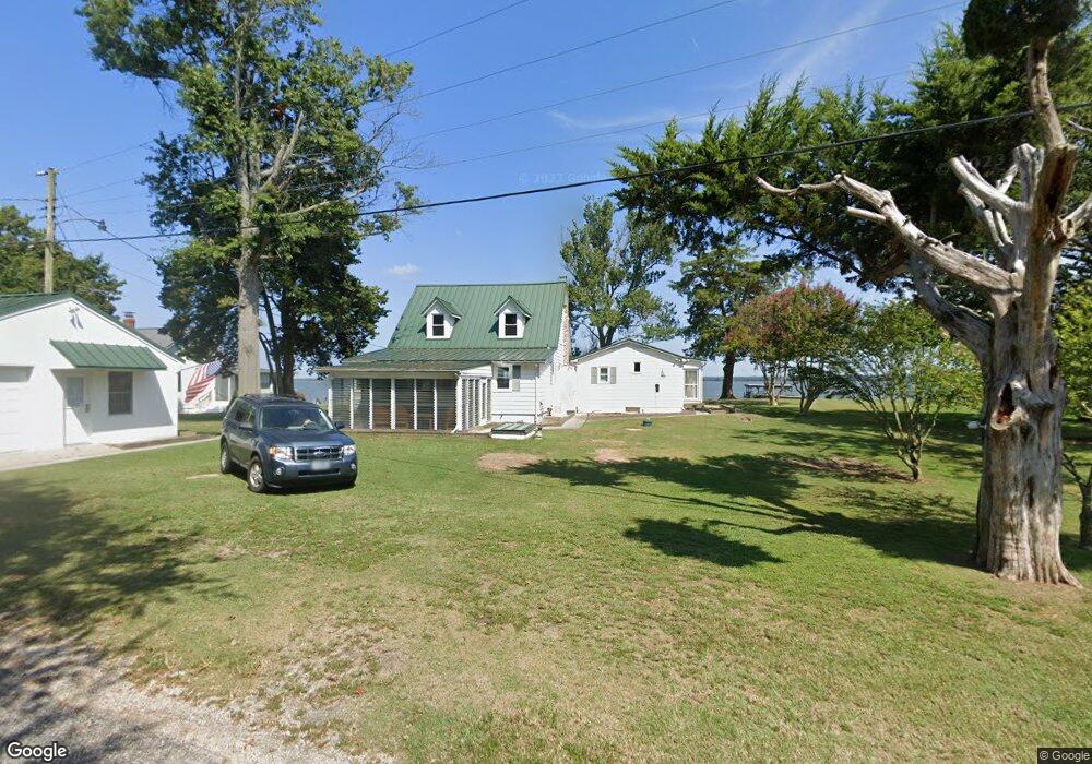 3820 Grandview Dr, Dunnsville, VA 22454 - photo 1