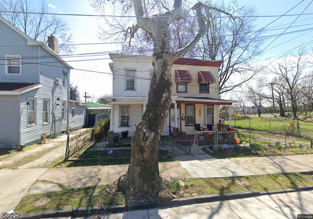 2712 Pleasant St, Camden, NJ 08105 - photo 1