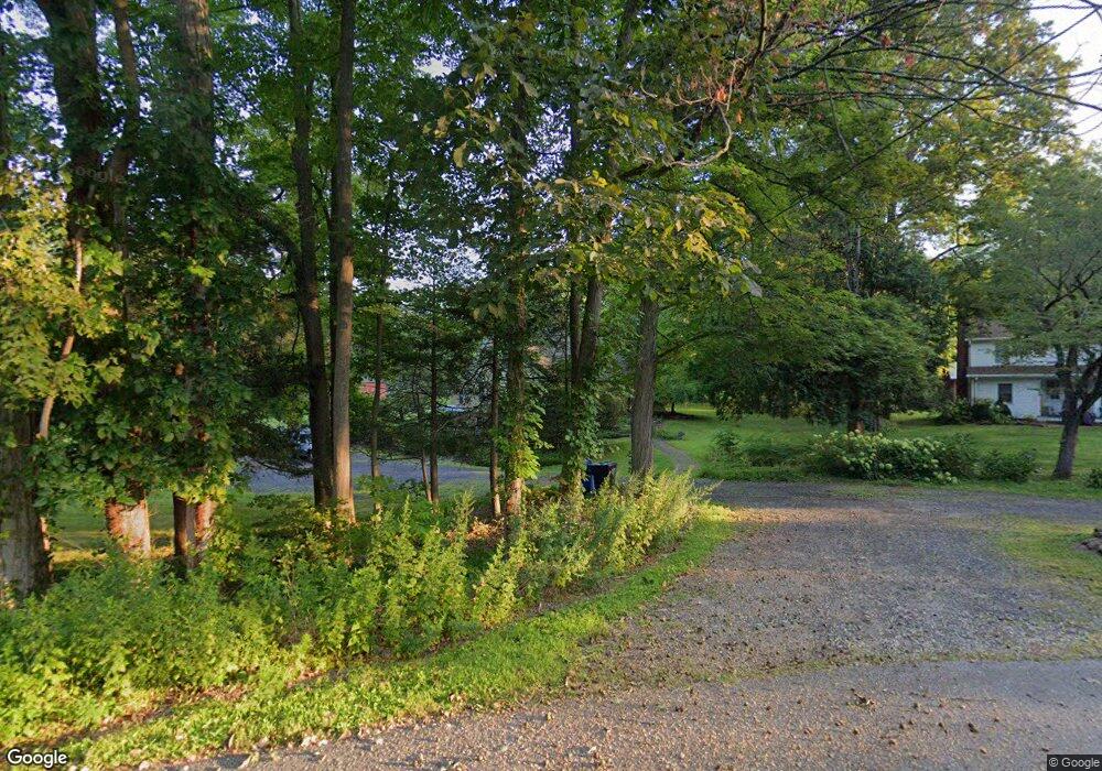 85 Duncaster Rd, Bloomfield, CT 06002 - photo 1