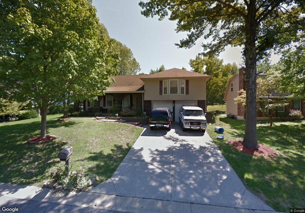 1704 NW Willowbrook Dr, Blue Springs, MO 64015 - photo 1