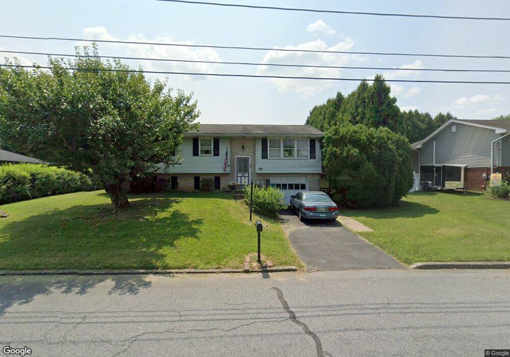 3314 Division St, Easton, PA 18045 - photo 1