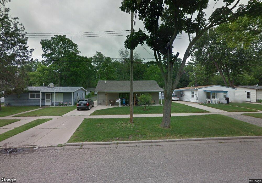 1134 S Clemens Ave, Lansing, MI 48912 - photo 1