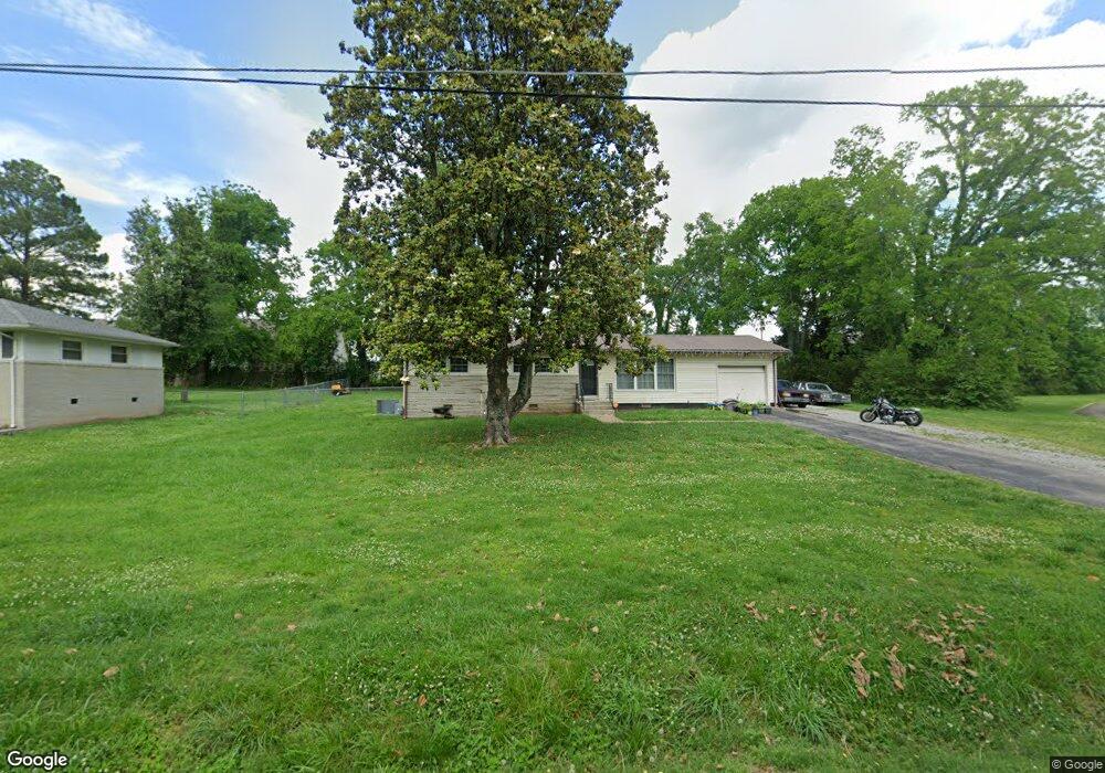 124 Horseshoe Dr, Shelbyville, TN 37160 - photo 1