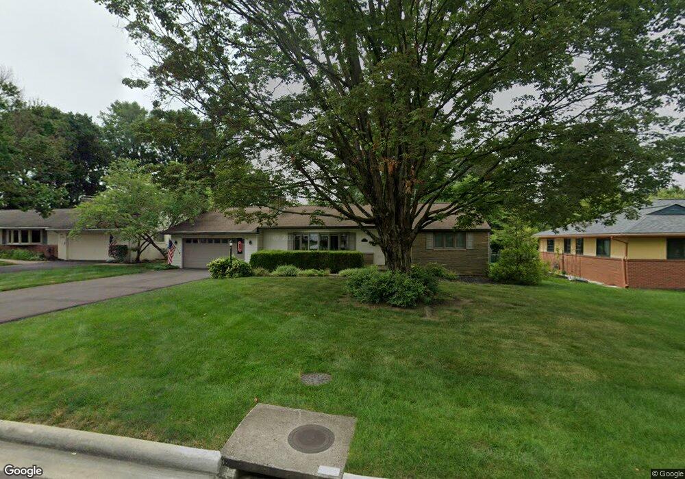 227 Fairlawn Dr, Columbus, OH 43214 - photo 1