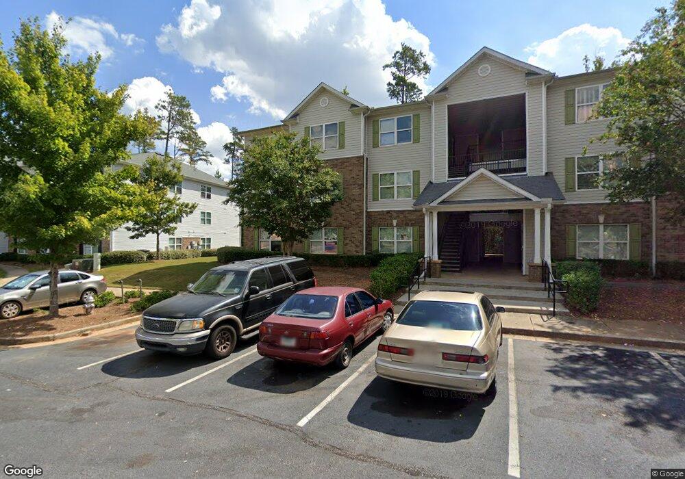 9202 Fairington Ridg Cir, Lithonia, GA 30038 - photo 1