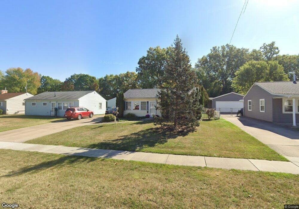 4417 Riverside Dr, Lorain, OH 44055 - photo 1