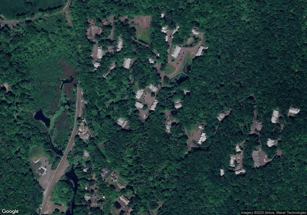 25 Wauwinet Ct unit BLDG8, Guilford, CT 06437 - photo 1