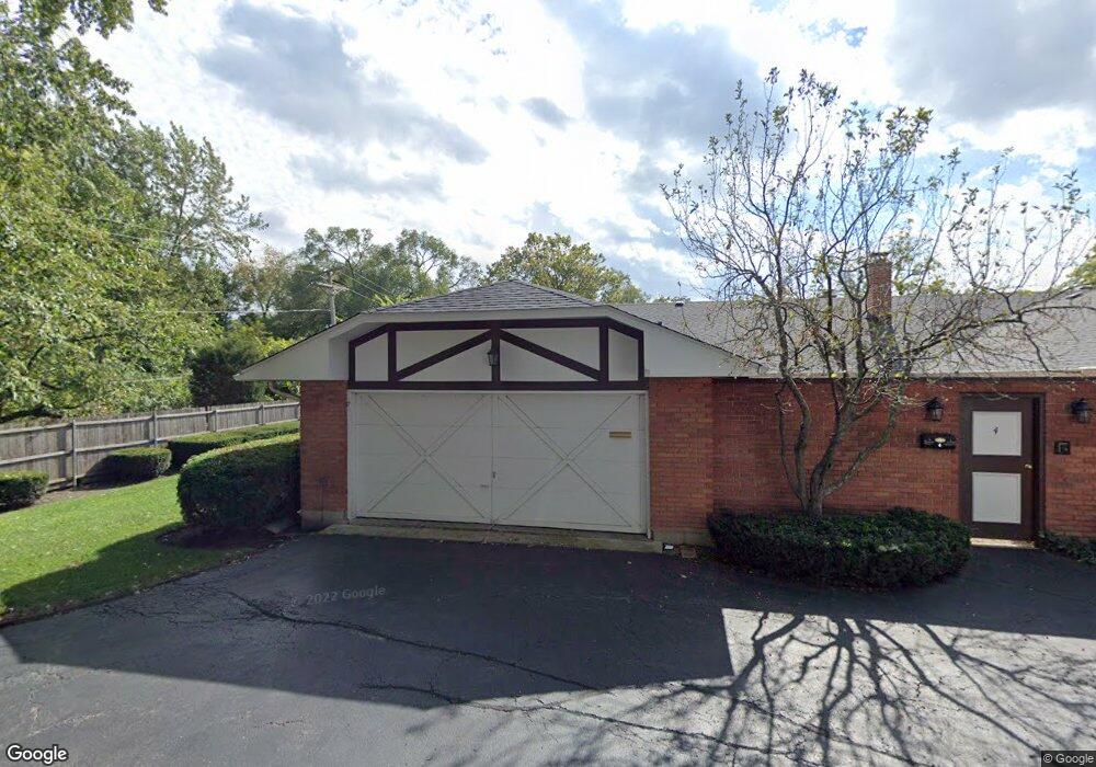 4 Shannon Ln, Rolling Meadows, IL 60008 - photo 1