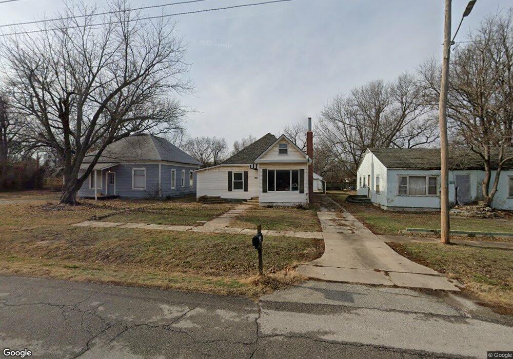 1222 N 21st St, Parsons, KS 67357 - photo 1