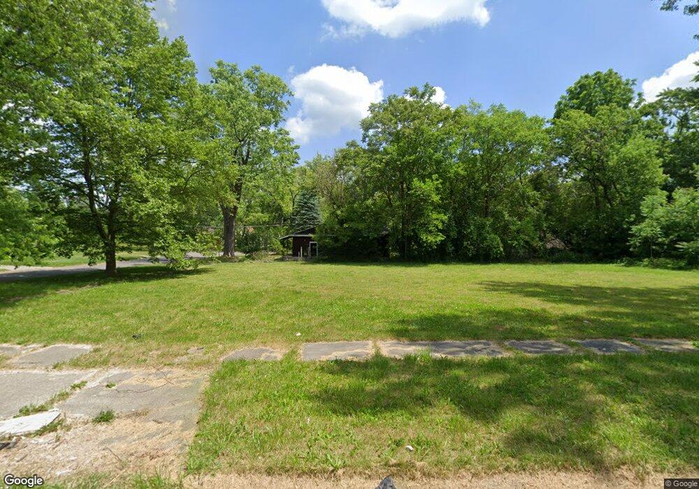 2024 Burns St, Flint, MI 48506 - photo 1