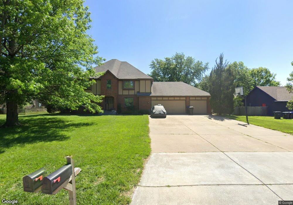 3625 SW Indian Hills Rd, Topeka, KS 66614 - photo 1