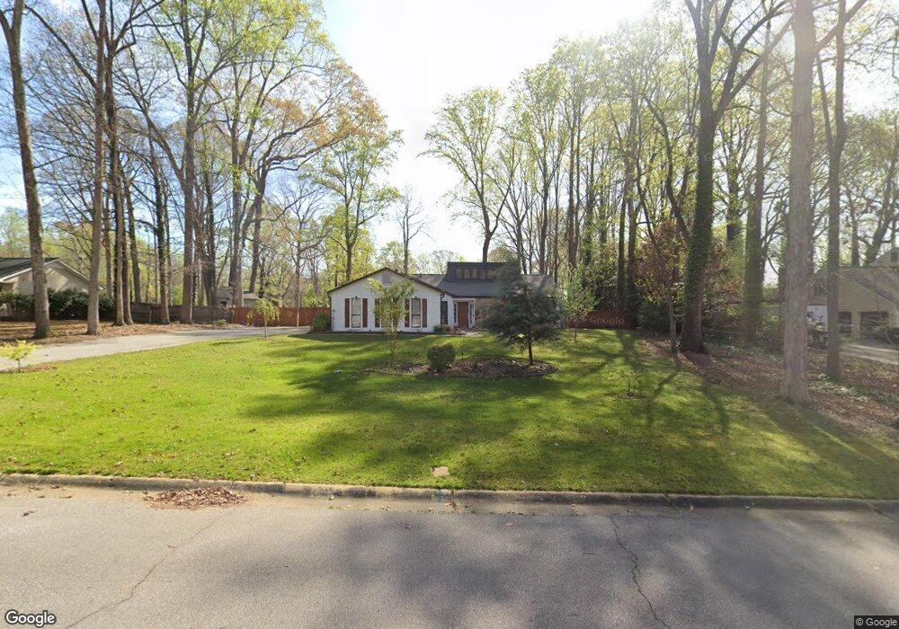 8354 Dawn Dr unit 6, Jonesboro, GA 30236 - photo 1