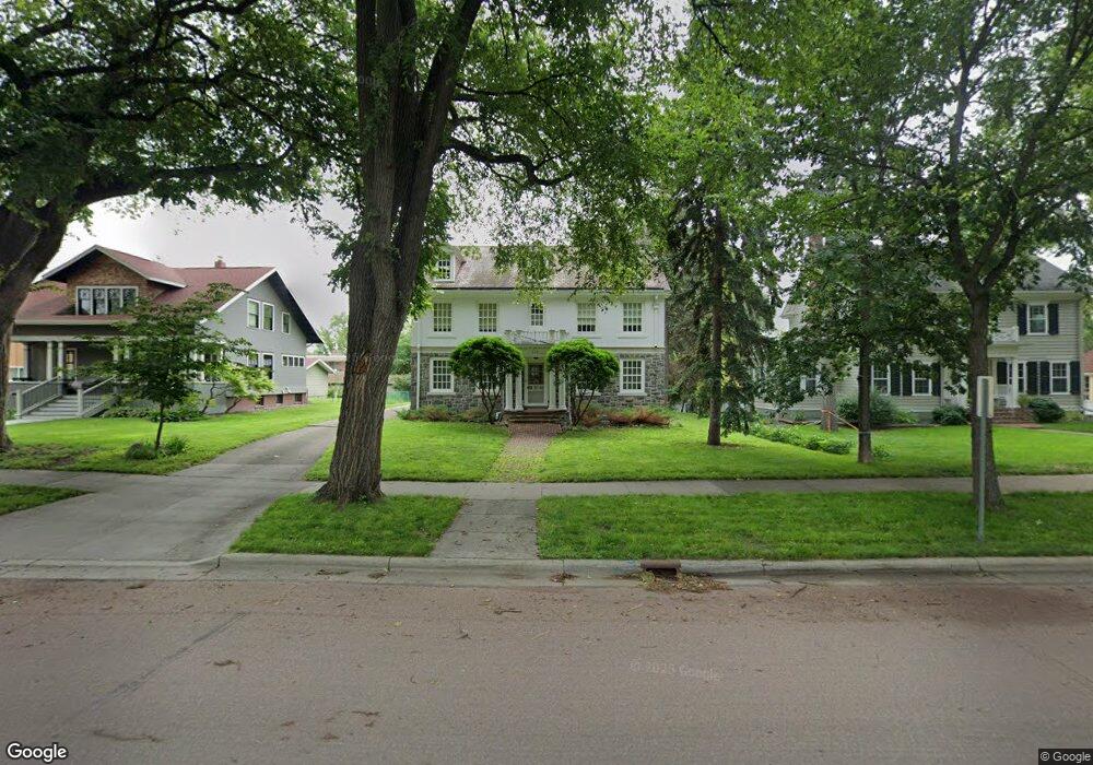 620 8th St S, Fargo, ND 58103 - photo 1