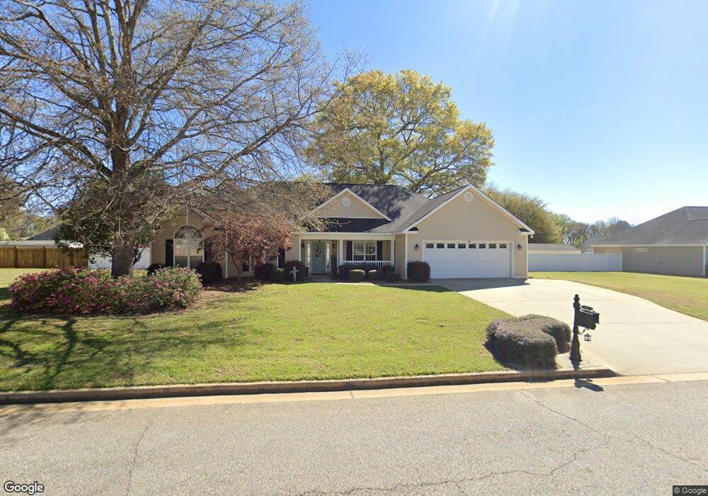 105 Crystal Ridge Cir, Byron, GA 31008 - photo 1