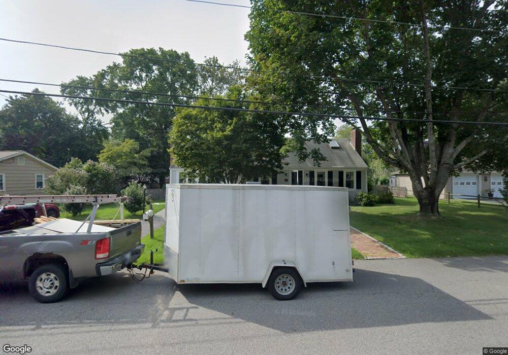 54 Argyle Ave, Riverside, RI 02915 - photo 1