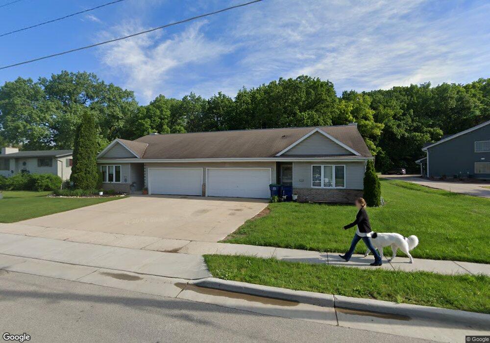 208 James St, Slinger, WI 53086 - photo 1