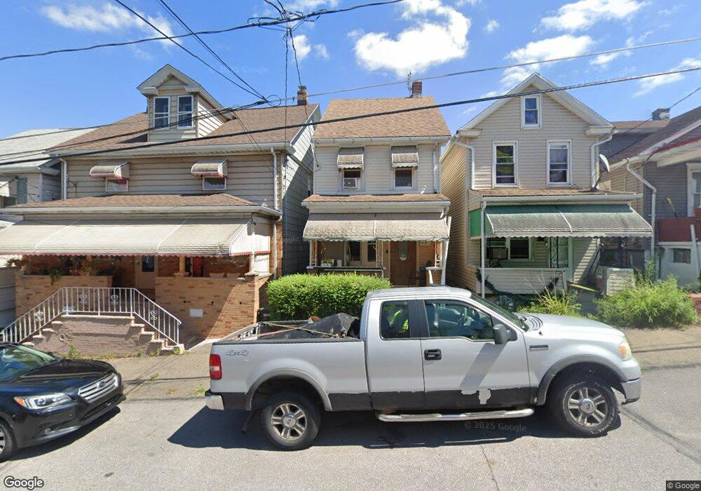 889 N Vine St, Hazleton, PA 18201 - photo 1