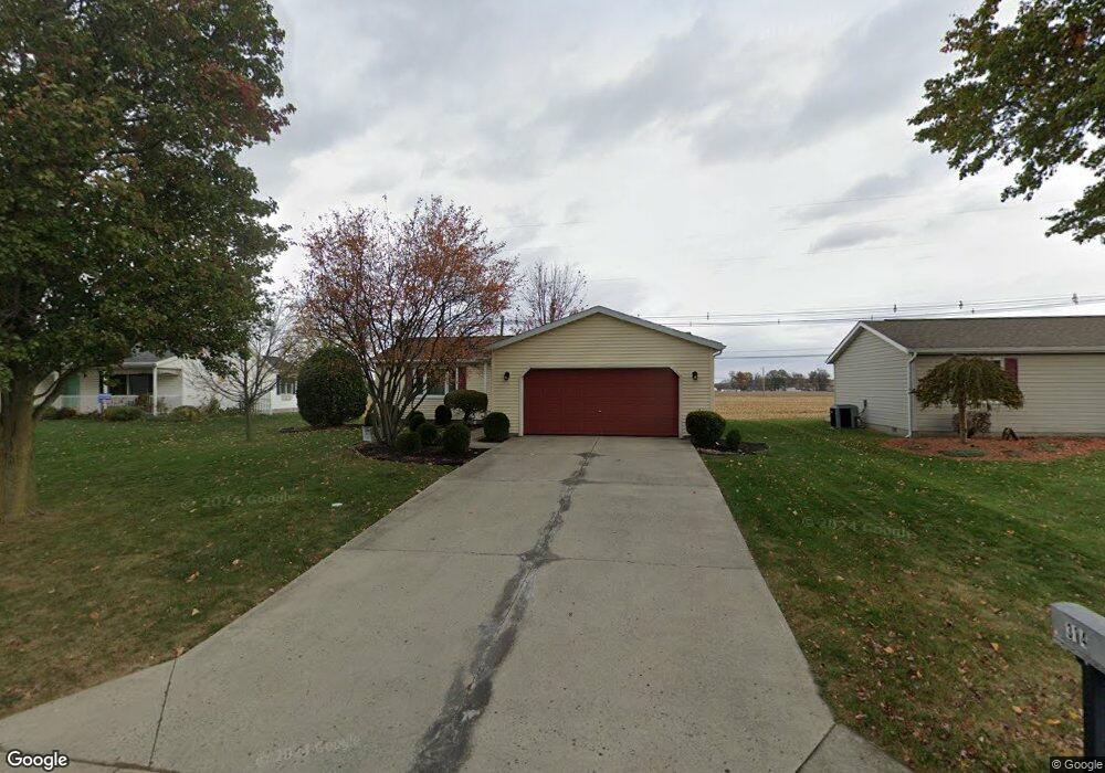 316 Dogwood Dr, Wapakoneta, OH 45895 - photo 1