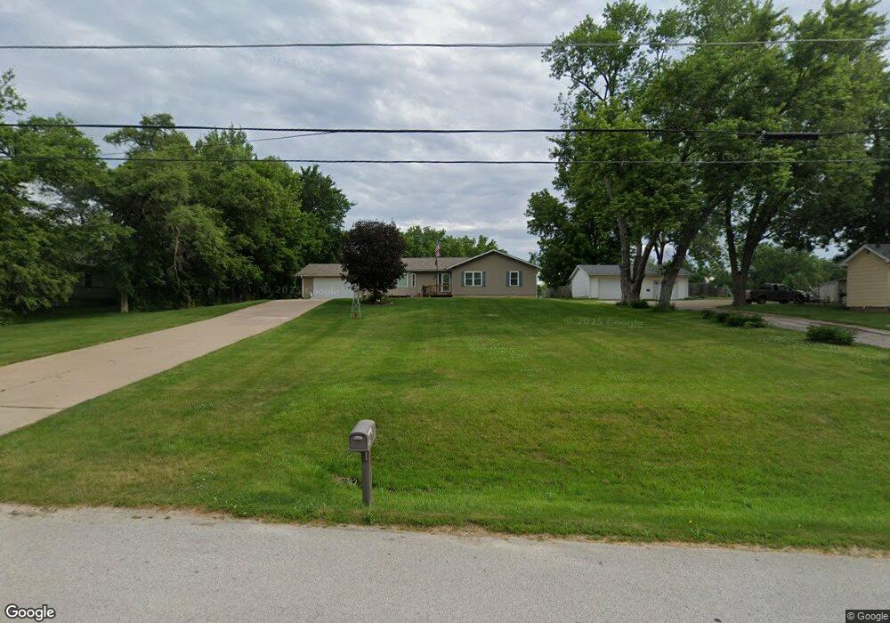 2126 W 51st St, Davenport, IA 52806 - photo 1