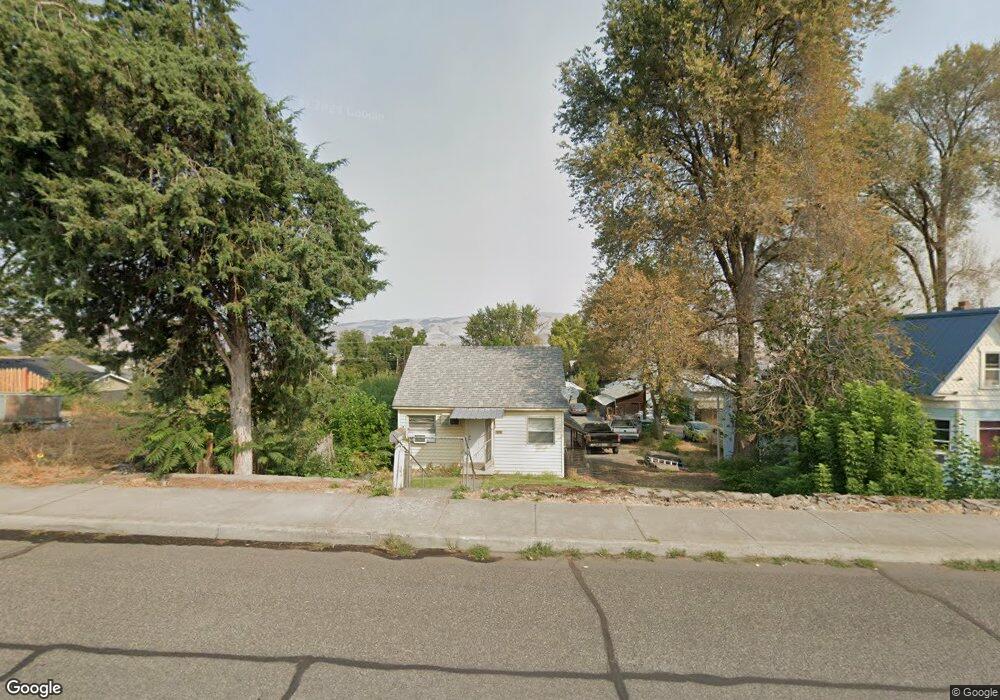 1113 E 10th St, the Dalles, OR 97058 - photo 1